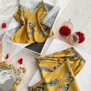 Elegant Gold Zebra Print Satin Pajama SZ L New